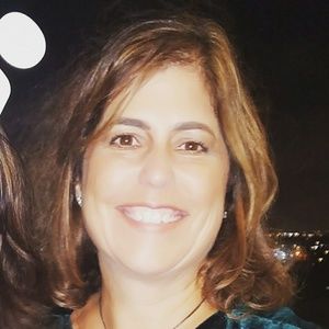 Meet your Posher, Alicia